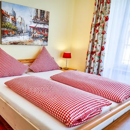 Zum Goldenen Löwen Hotel