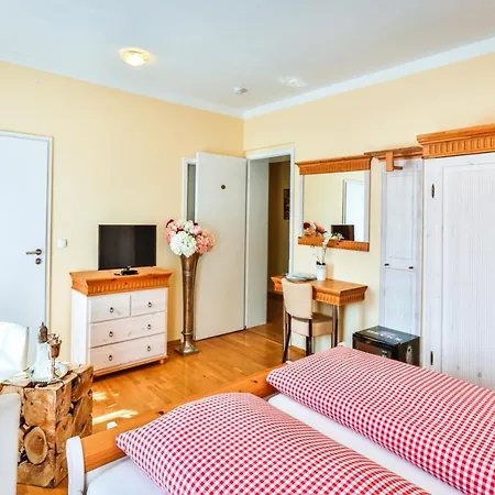 Zum Goldenen Löwen Hotel